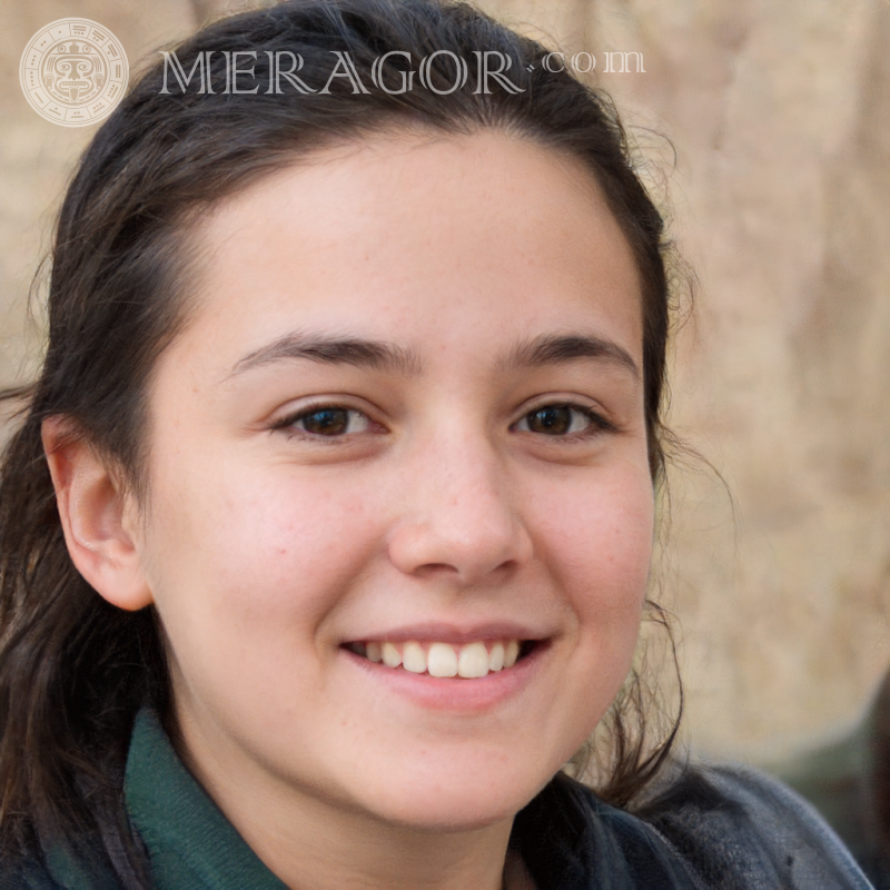 Photo de filles ordinaires de 16 ans Visages de petites filles Européens Russes Petites filles