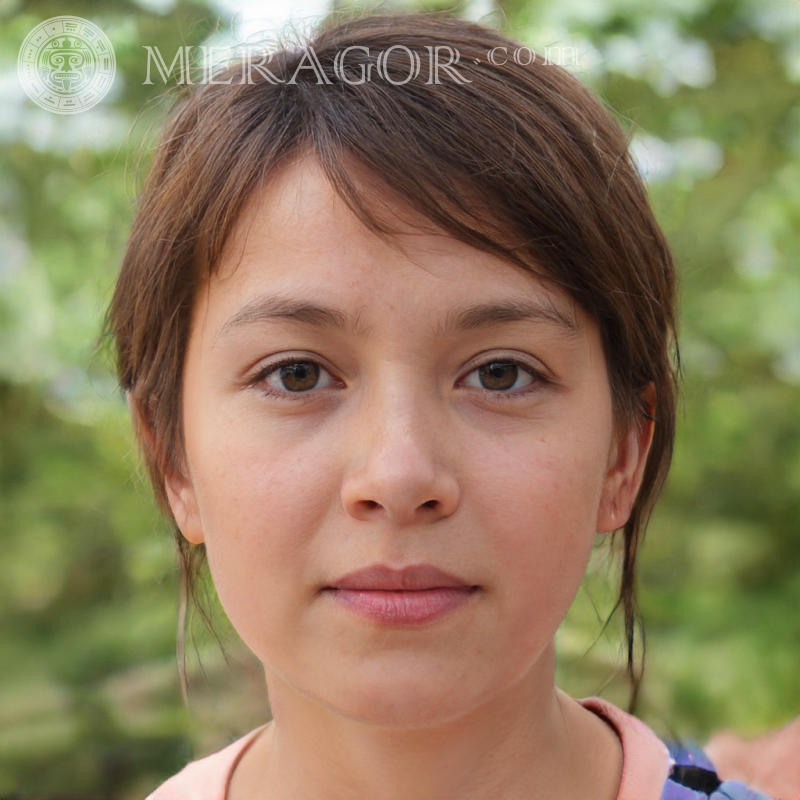 Überlege dir einen Avatar für ein Mädchen auf der Straße Gesichter von kleinen Mädchen Europäer Russen Maedchen