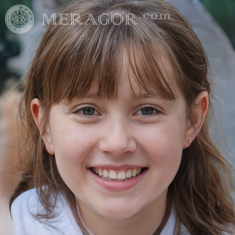 Hermoso rostro de niña Tabor Rostros de niñas pequeñas Europeos Rusos Niñas