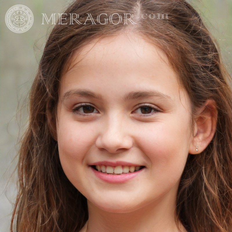 Beaux visages de filles de 16 ans Visages de petites filles Européens Russes Petites filles