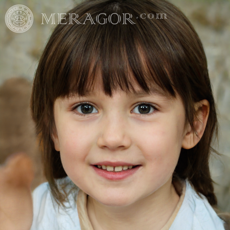 Foto de la hermosa carita de niña Rostros de niñas pequeñas Europeos Rusos Niñas