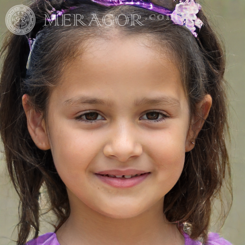De belles photos de petites filles malaisiennes Visages de petites filles Européens Russes Petites filles