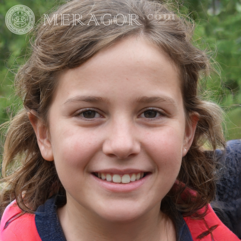 Foto de una hermosa niña Loloo Rostros de niñas pequeñas Europeos Rusos Niñas