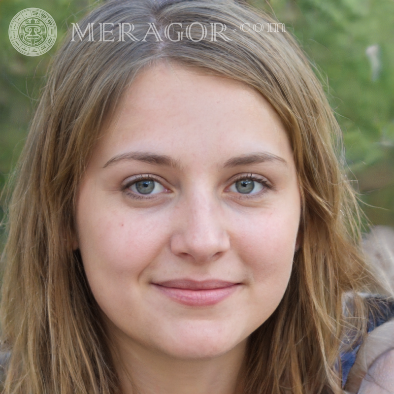 Foto de uma linda garota na natureza Rostos de meninas Europeus Russos Meninas