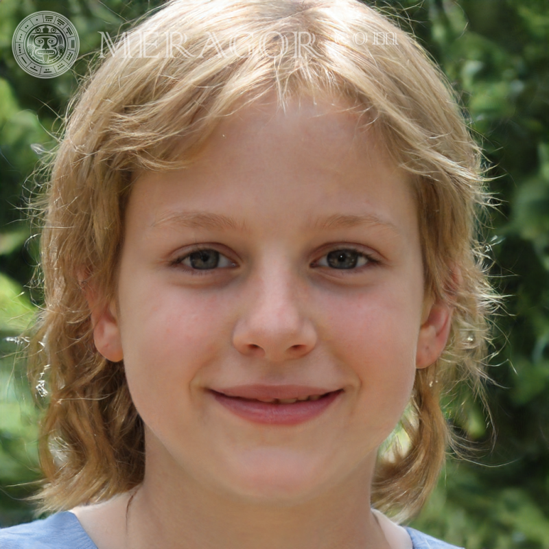 Beaux visages de filles blondes | 0 Visages de petites filles Européens Russes Petites filles