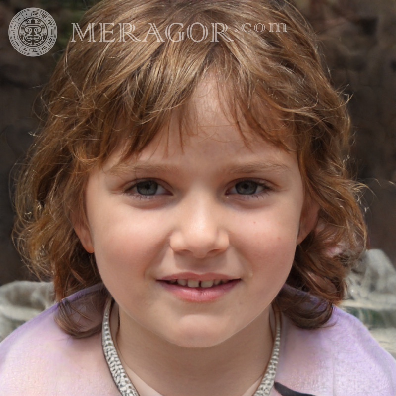 Foto von gewöhnlichen rothaarigen Mädchen Gesichter von kleinen Mädchen Europäer Russen Gesichter, Porträts