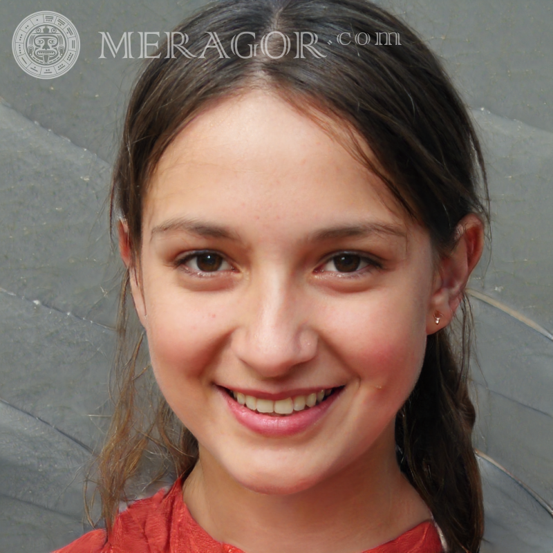 Portrait une fille sur un avatar Pinterest Visages de petites filles Européens Russes Petites filles
