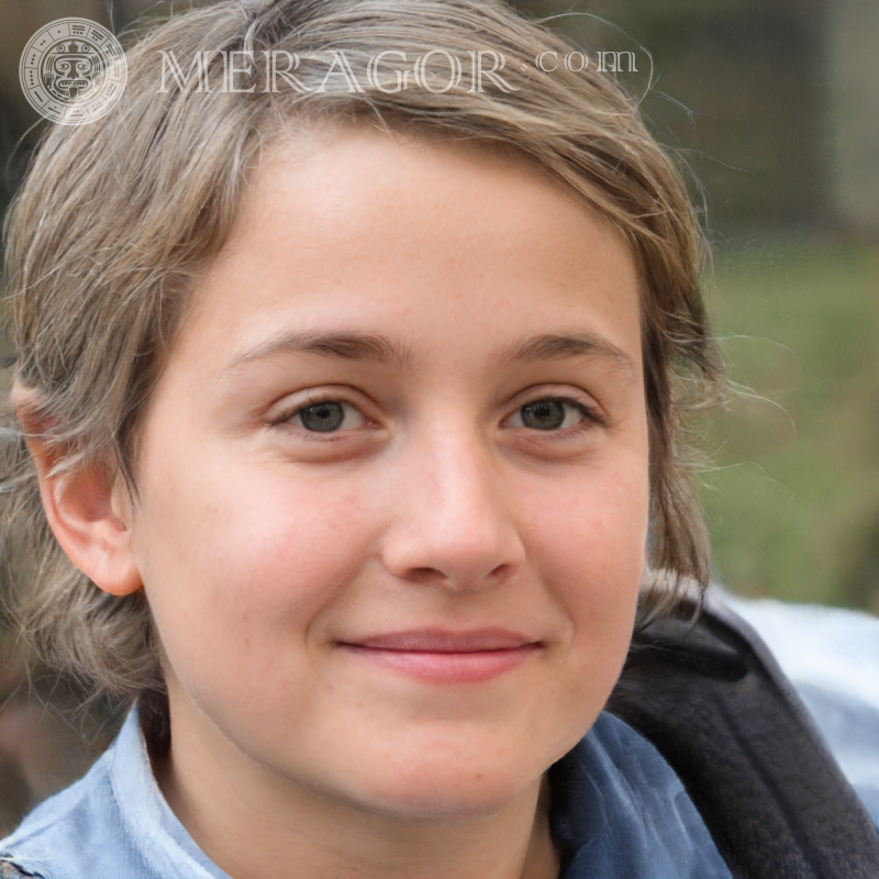 Visage de fille sur avatar 128 par 128 pixels Visages de petites filles Européens Russes Petites filles