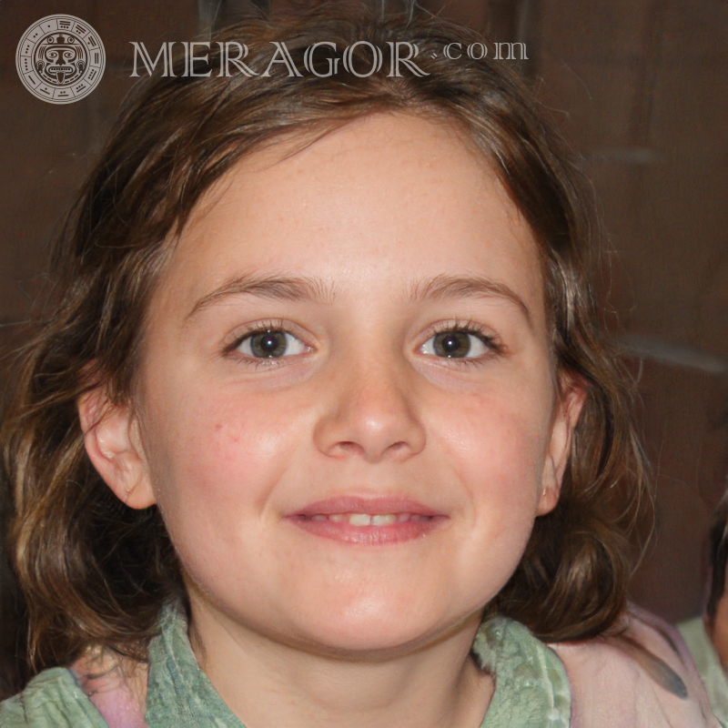 Visage de fille sur un avatar sans inscription Visages de petites filles Européens Russes Petites filles