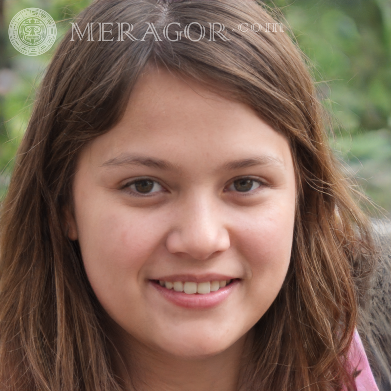 Cara de niña en un avatar para un sitio de citas Rostros de niñas pequeñas Europeos Rusos Niñas