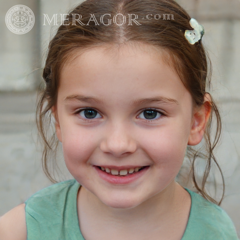 Foto von kleinen Mädchen 5 Jahre alt Gesichter von kleinen Mädchen Europäer Esprits célestes Maedchen