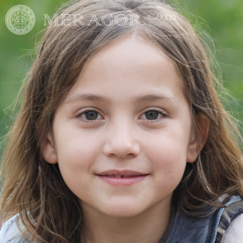 Belle photo de visages de filles sur la photo de profil Visages de petites filles Européens Russes Petites filles