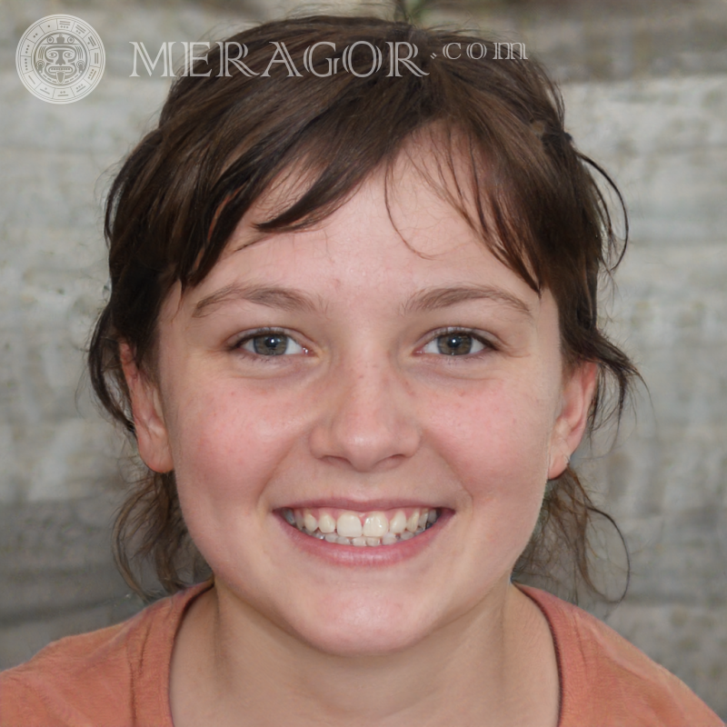 Foto eines Mädchens mit einem charmanten Lächeln Gesichter von kleinen Mädchen Europäer Russen Maedchen