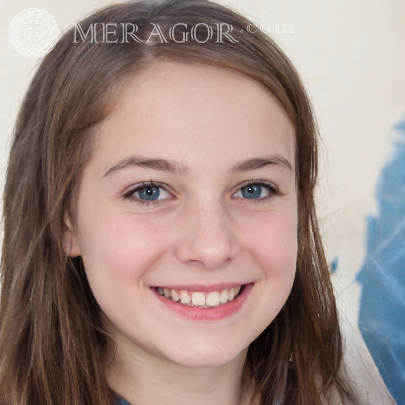 Foto eines glücklichen Mädchens | 4 Gesichter von kleinen Mädchen Europäer Russen Maedchen
