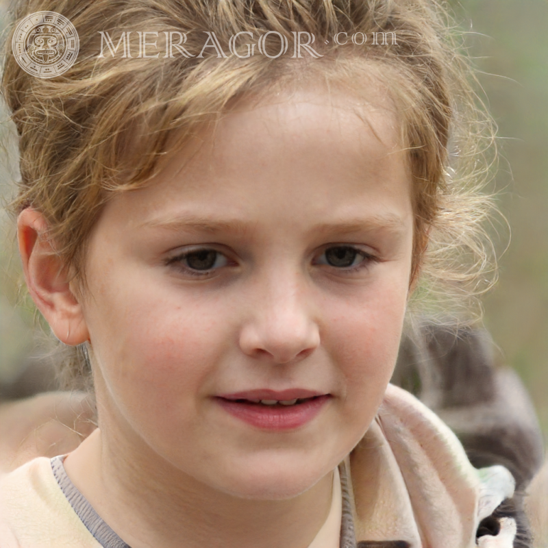 Foto de una niña deprimida Rostros de niñas pequeñas Europeos Rusos Niñas