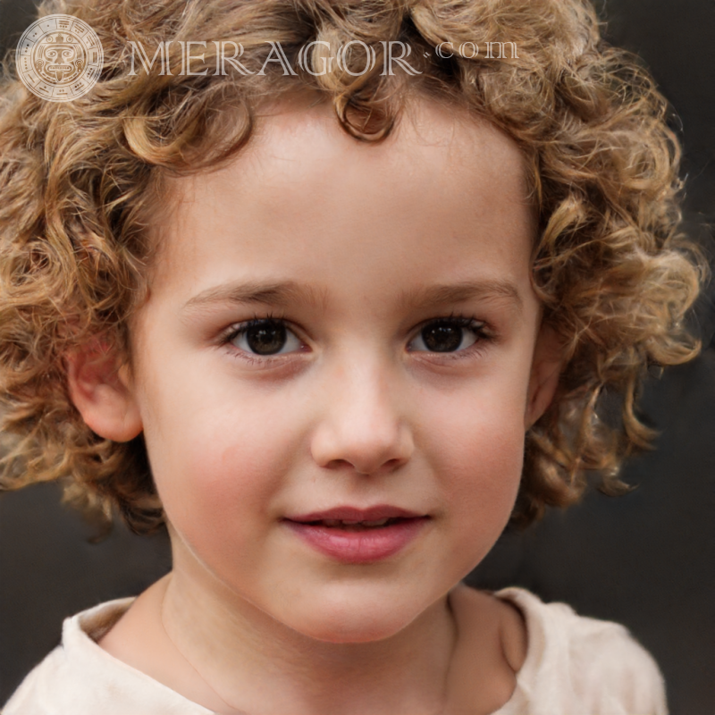 Foto eines charismatischen kleinen Mädchens Gesichter von kleinen Mädchen Europäer Russen Maedchen