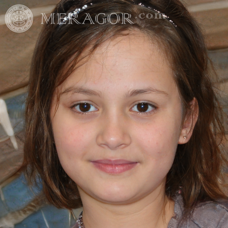 Foto eines verträumten Mädchens für das Profilbild Gesichter von kleinen Mädchen Europäer Russen Maedchen