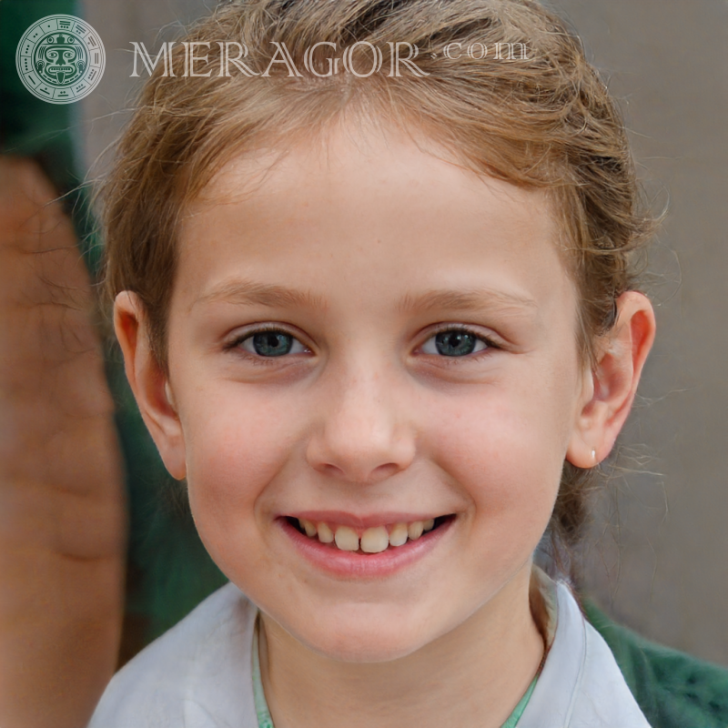 Foto de una niña soñadora descargar Rostros de niñas pequeñas Europeos Rusos Niñas