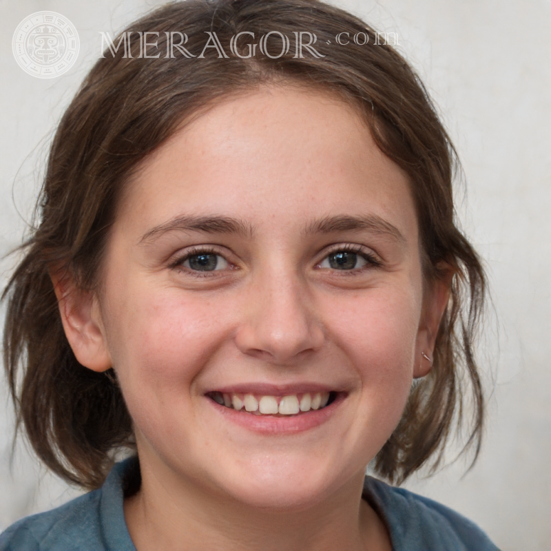 Unabhängiges Mädchenfoto Gesichter von kleinen Mädchen Europäer Russen Maedchen