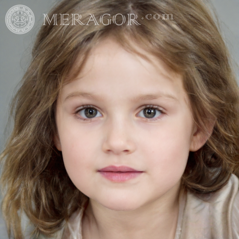 Photo une fille danoise Visages de petites filles Européens Russes Petites filles