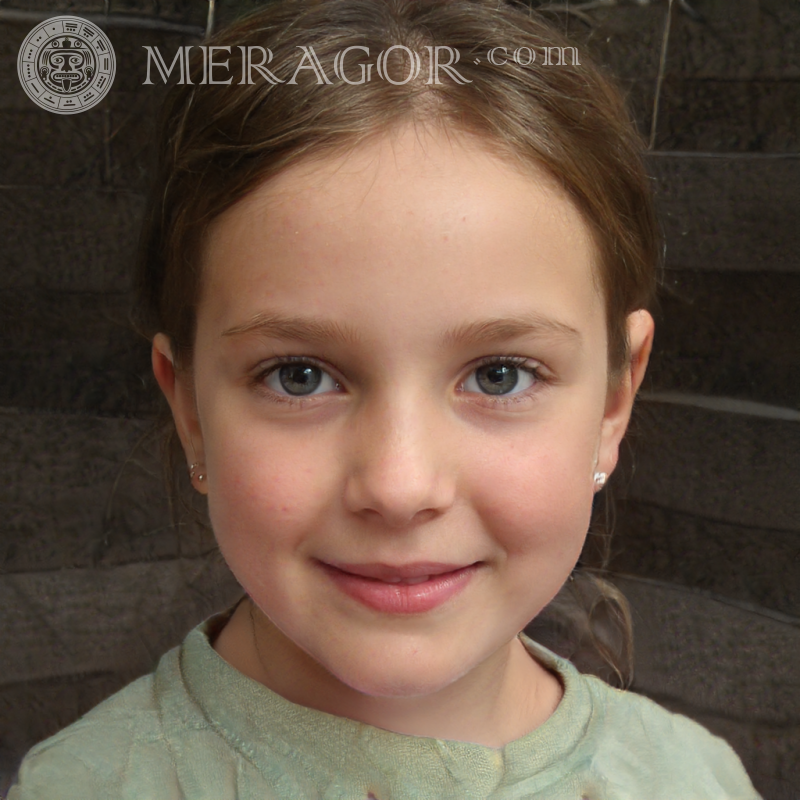 Foto de una niña de moda Rostros de niñas pequeñas Europeos Rusos Niñas