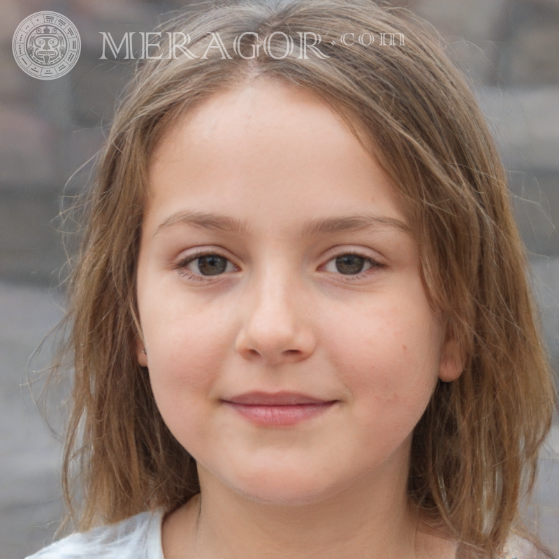 Портрет рассудительной девочки Лица девочек Европейцы Русские Девочки