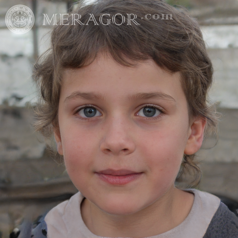 Foto de una niña cerrada Rostros de niñas pequeñas Europeos Rusos Niñas