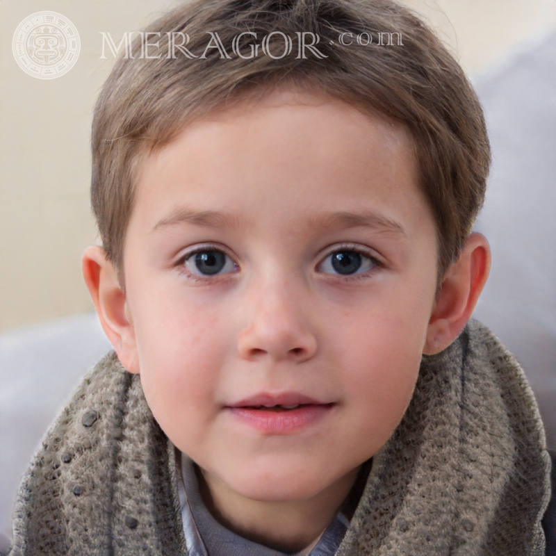 Téléchargez le visage un garçon mignon avec une coiffure courte LinkedIn Visages de garçons Européens Russes Ukrainiens