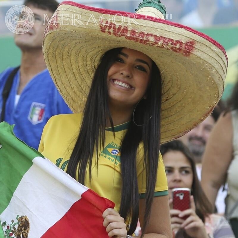 Photo of a Mexican girl for profile picture Mexicans