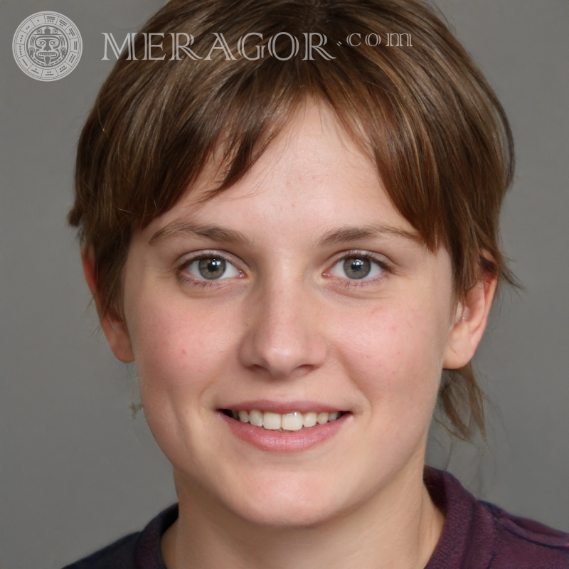 O rosto de uma garota ucraniana simples Ucranianos Europeus Meninas adultas