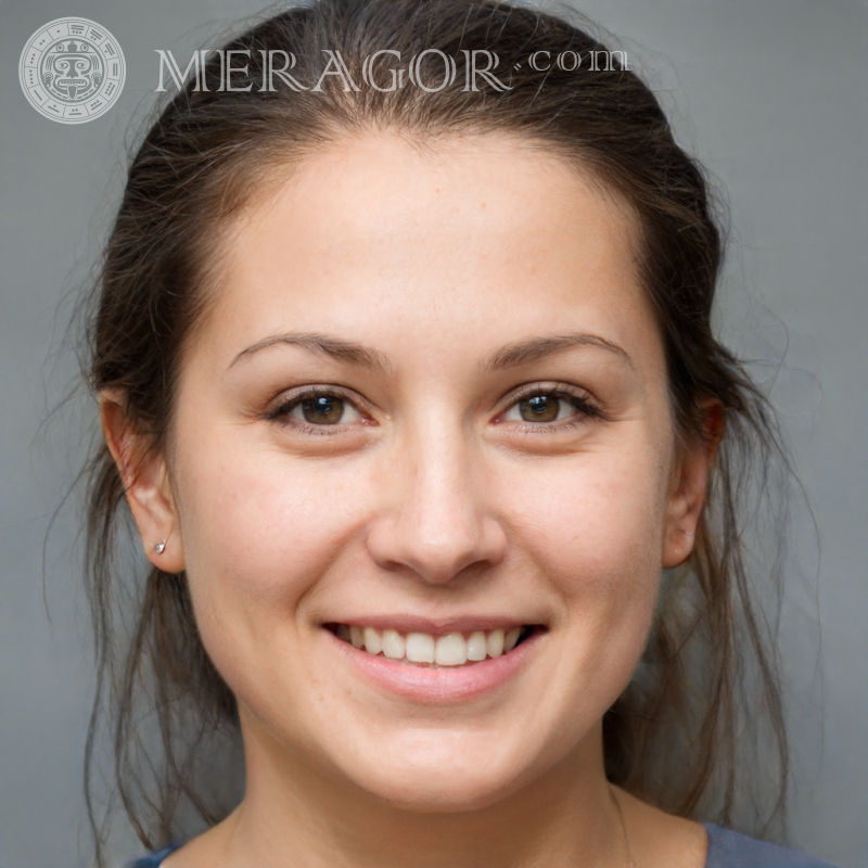 Foto de perfil de cara de niña ucraniana Ucranianos Europeos Niñas adultas
