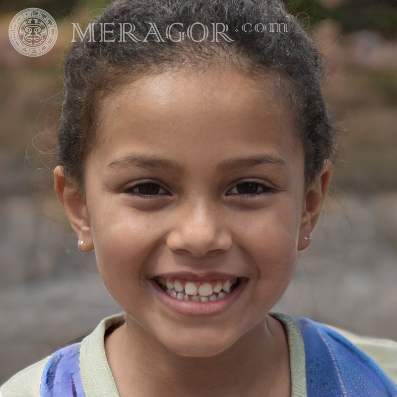 Rostro de una niña africana de 6 años Negros Niñas Caras, retratos