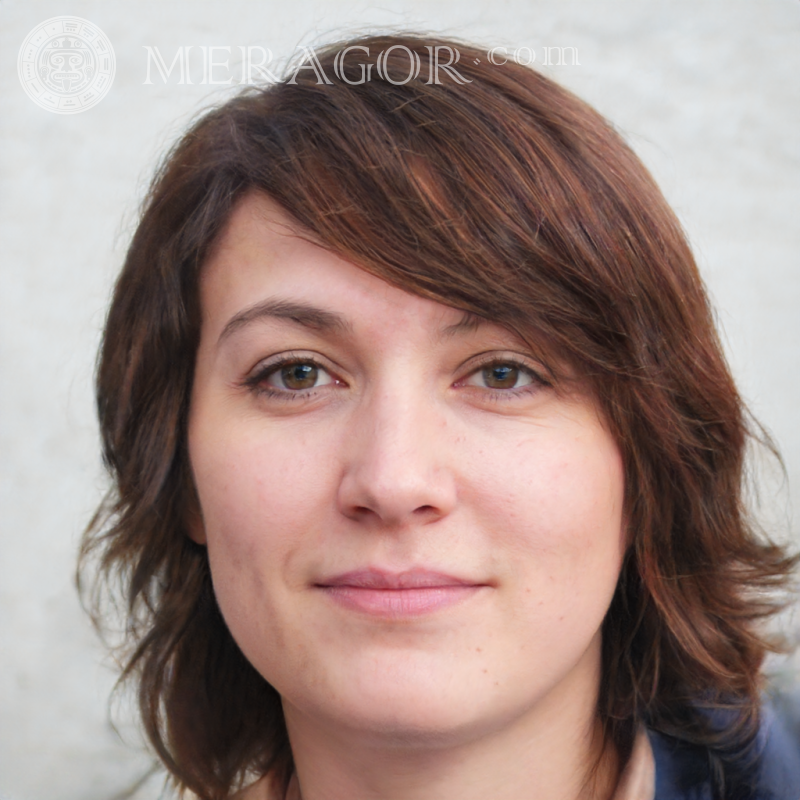 Photo of a woman 34 years old French people Belgians Europeans
