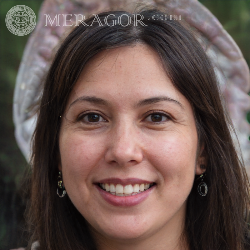 Foto einer Mexikanerin am Eingang zu den Fenstern Mexikaner Frauen Gesichter, Porträts