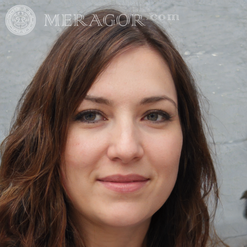 Bello rostro de una mujer en una tarjeta de visita Rusos Europeos Ucranianos