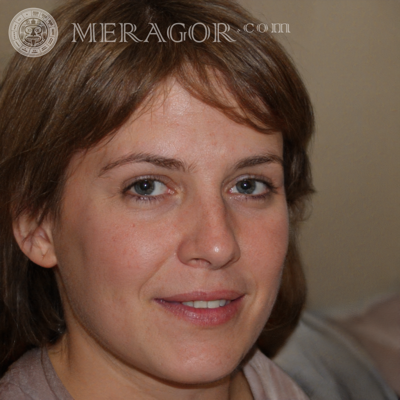 Обличчя жінки у поганому освітленні Українці Європейці Російські