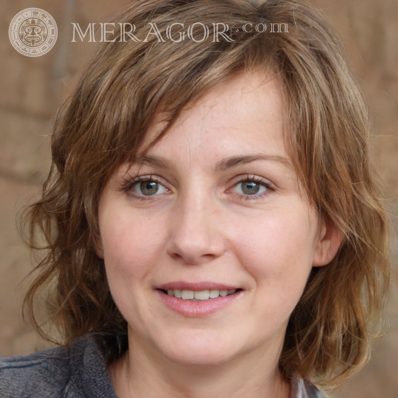 Foto de mulher comum de 35 anos Russos Europeus Ucranianos