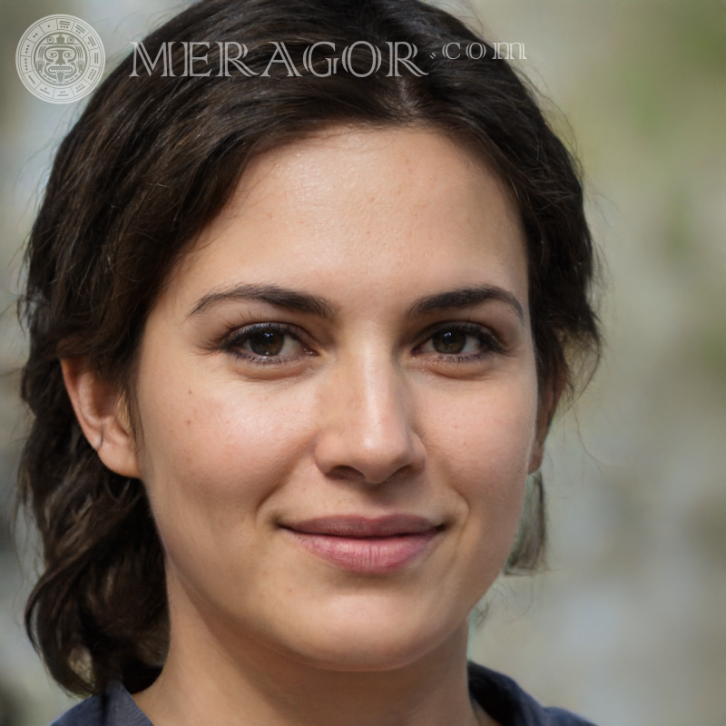 Bilder auf dem Konto von weiblichen Brünetten Brasilianer Frauen Gesichter, Porträts