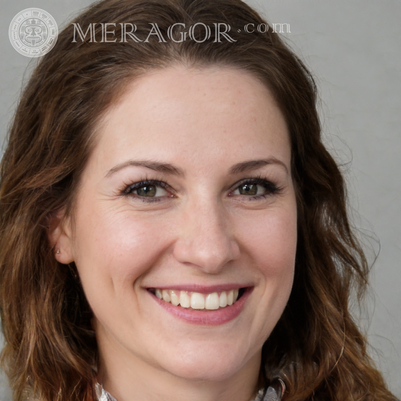 Foto do rosto de uma mulher com uma mandíbula grande Holandês Europeus Mulheres
