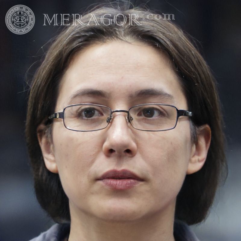 Фото лицо в очках на аватарку Итальянцы Европейцы Женщины