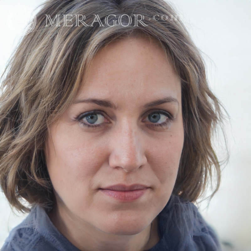 Женское лицо серьезное фото Итальянцы Европейцы Женщины