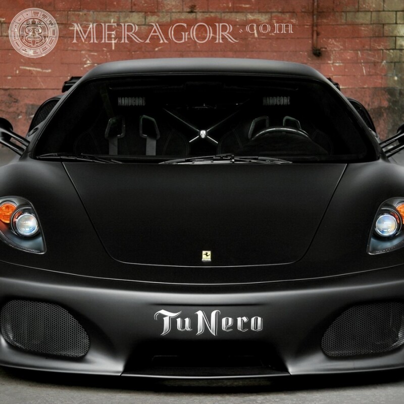 На аватарку хлопцеві завантажити фотографію Ferrari Автомобілі Транспорт