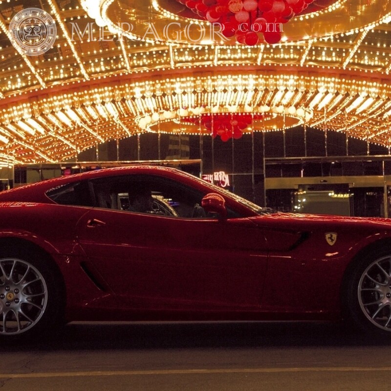 Photo d'une voiture Ferrari sur un avatar télécharger un mec Les voitures Rouges Transport