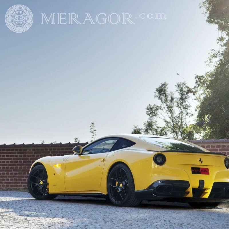 Foto de coche Ferrari para foto de perfil Autos Transporte