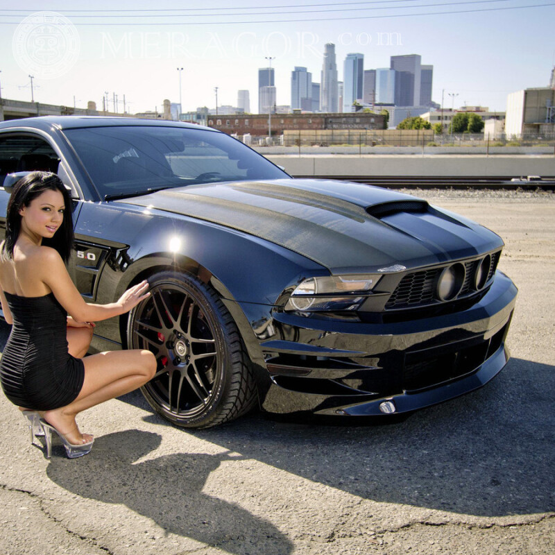 Cooler schwarzer Ford Mustang Foto auf Avatar für Kerl herunterladen Autos Transport