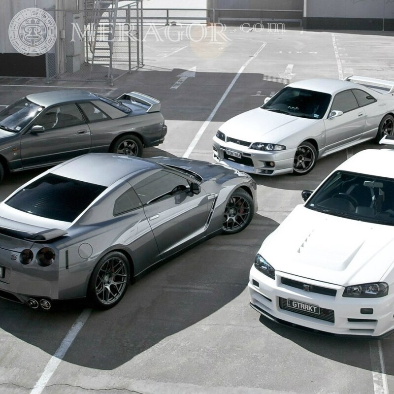 Foto de cuatro Nissan impresionantes Autos Transporte