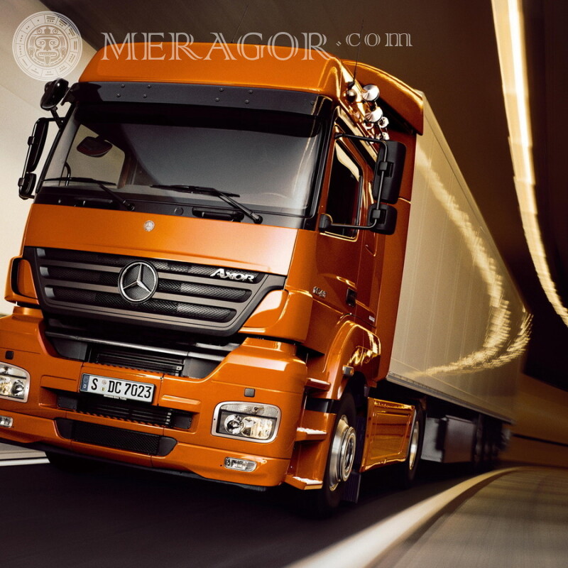 Foto de download do caminhão da classe Mercedes Carros Transporte