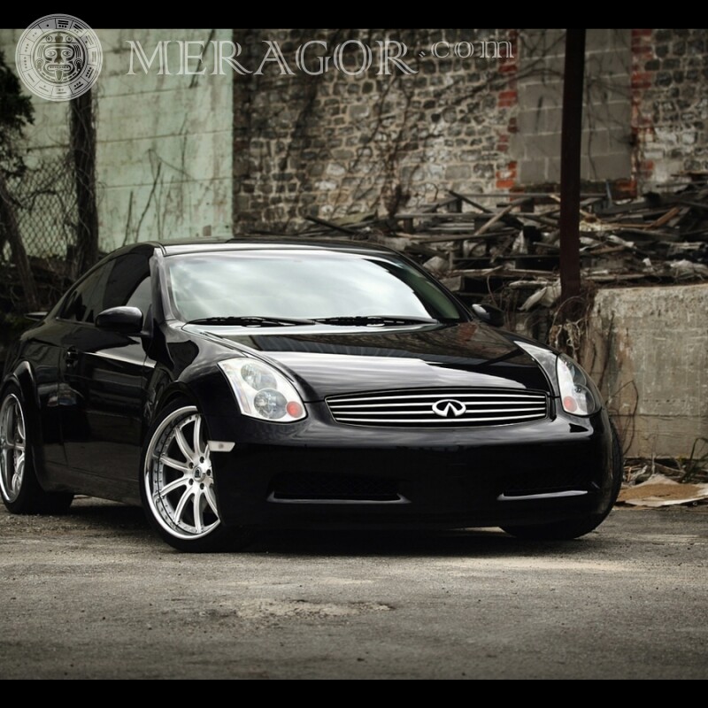 Stylish black Infiniti download a photo on the profile picture for a guy Cars Transport
