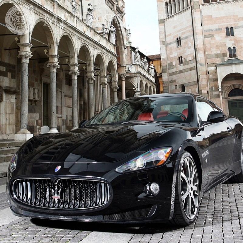 Скачать фото крутой черный Maserati на аву для парня Cars Transport