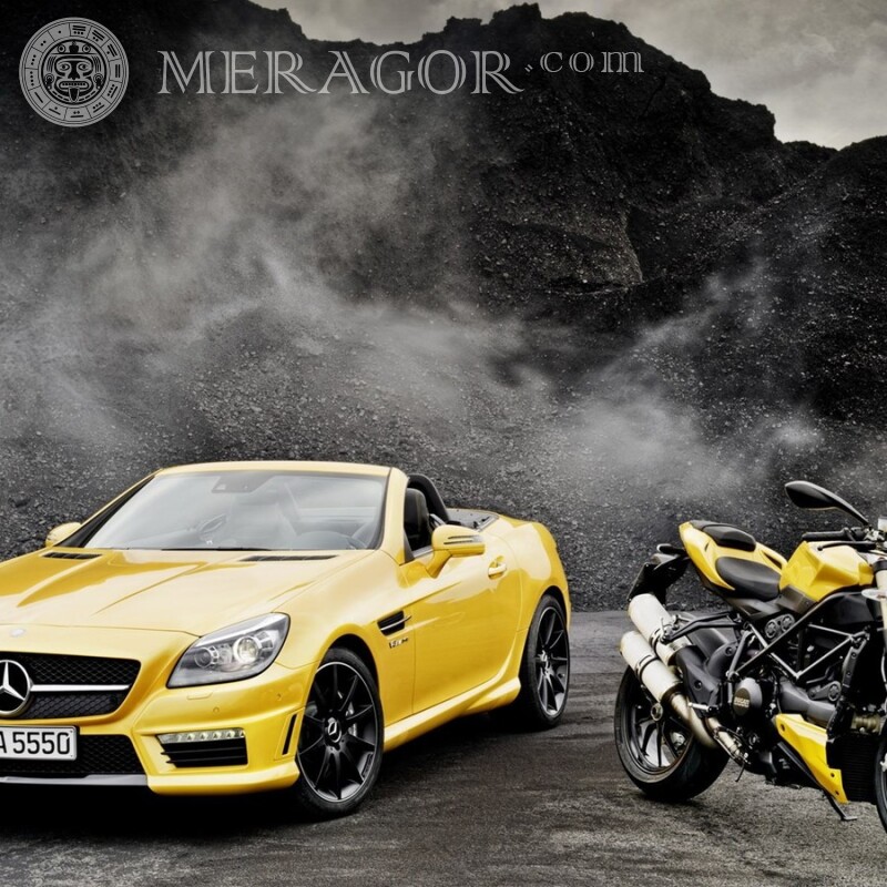 Foto de download de Mercedes de carro e motocicleta amarela para cara Carros Transporte